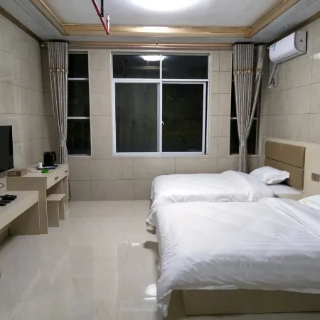 Baise Xinyi Hotel