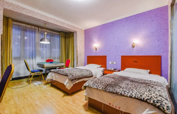 沈丘假日港灣賓館