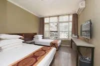 Home Inn Hotel (Beijing Railway Station Chongwenmen) Hotel a Pechino