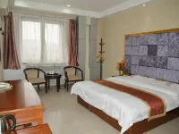 Bluefield Wanmao Hotel Hôtels à proximité de : Caiwenji Memorial Hall