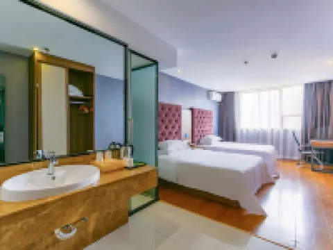 Jingtone Hotel (Laibin City Square Wal-Mart Binjiangyuan) Hotels in Laibin
