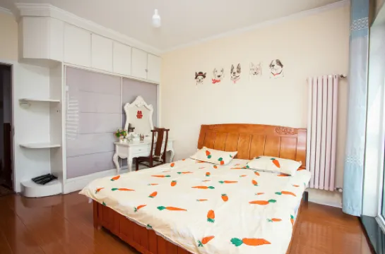 A youth hostel·B&B with sea views (Golden Beach Beer City)