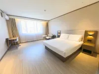 HanTing Hotel (Harbin Acheng Yinxiangcheng) Hotels near Confucian Temple