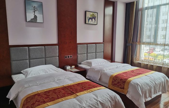 Zihua Hotel