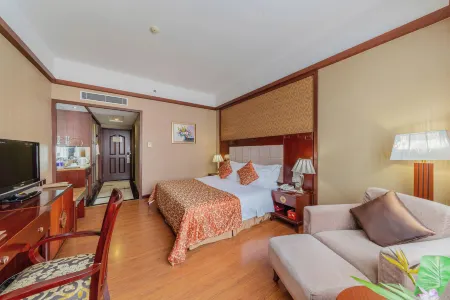 Taishan Gaoye Hotel