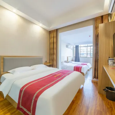Suining Furong Business Hotel Hotels near Town of Long Feng