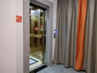 Wangyi Dennis Hotel