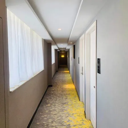 Lixiang Hotel (Lishui University)