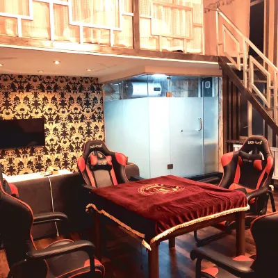 Qiqihar Xiangxie Lishe Hotel Hotel dekat Hong'an Park