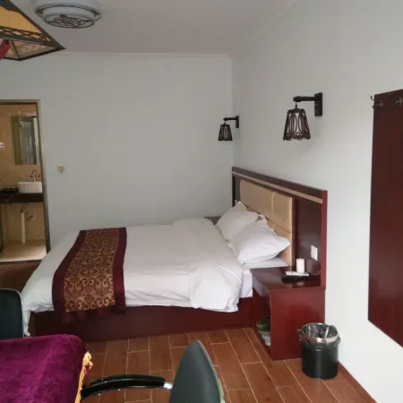 Changyang Daoyingxia Farm Stay