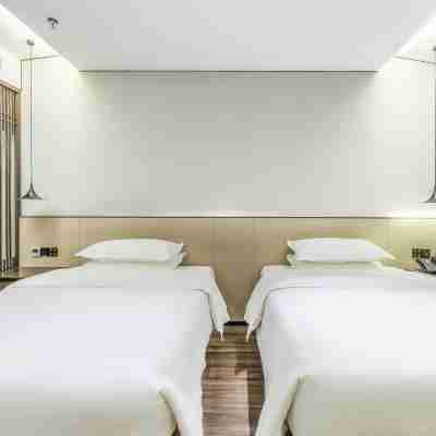 陌上輕宿酒店（欒川老君山鳳凰天街店） Rooms