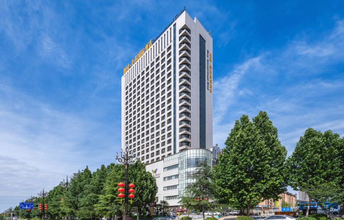 Mesa International Hotel