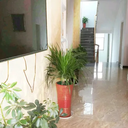 Xinyi Hotel