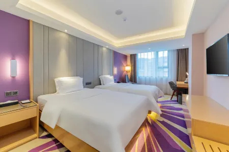 Lavande Hotel (Huizhou West Lake) Отели рядом с достопримечательностью «Hejiang Attic»