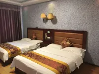 Yilong Lingjiang Pavilion Hotel