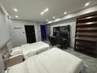 Shark E-sports Hotel