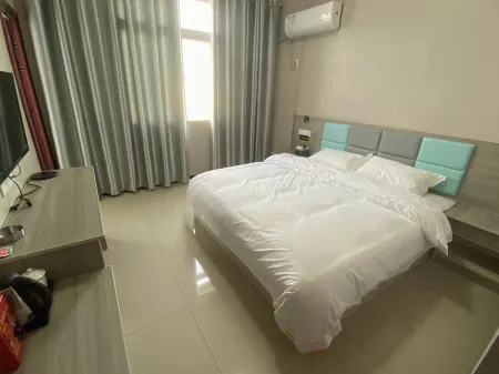 Junyao Hotel Baokang Отели в г. Баокан