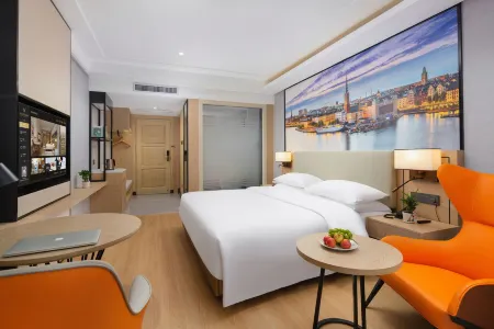 Vienna Hotel (Lufeng Renmin Road) Отели рядом с достопримечательностью «Fushan Mazu»