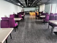 四季花開飯店（佛山天虹購物中心灣華地鐵站店）