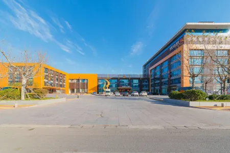 Longfengxiang Hotel Отели рядом с достопримечательностью «Dongying Botanical Garden»