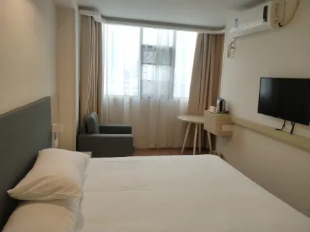 HanTing Hotel (Shanghai Pedestrian Street Fujian Middle Road)