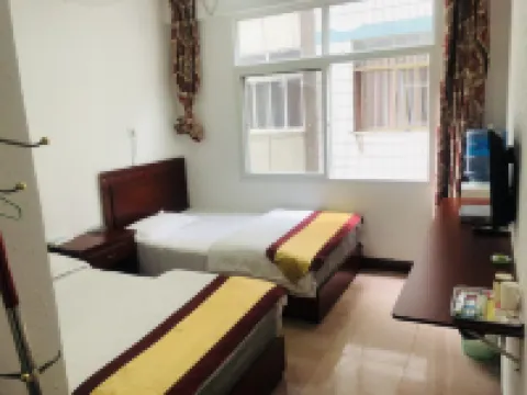 Yuxi Hongyuan Inn (Nie'er Park)