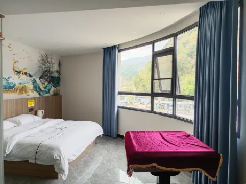 Congjiang Mantaohong Hotel