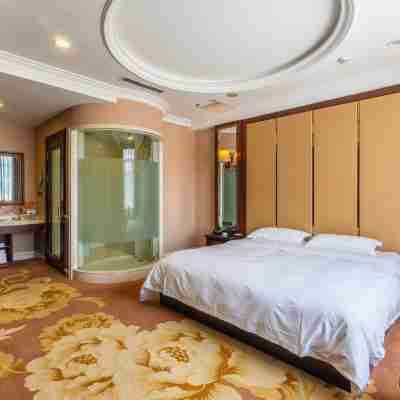 Run Zeng Hotel Rooms