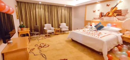 Vienna Hotel (Dingxi High Speed Railway Wanda Plaza)