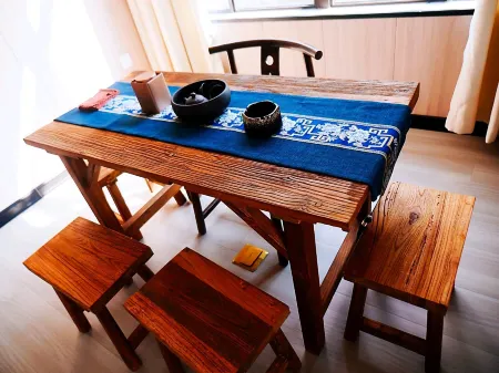 H Meisu City Smart Apartment Отели рядом с достопримечательностью «Xi'an Aeronautical Polytechnic Institute»