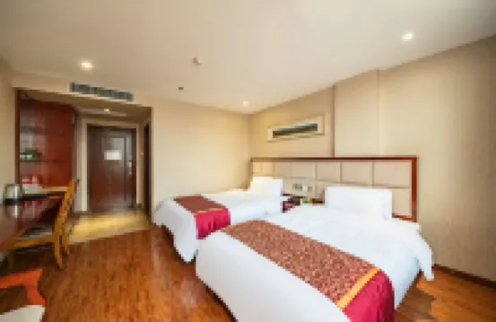 Yeping Grand Hotel (Ruijin Yeping Scenic Area)