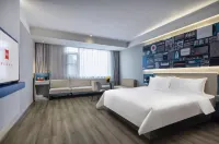 Ibis Hotel Kunming South Railway Station