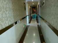 Kam Ping Hongyun Hotel Hotel di Jinping