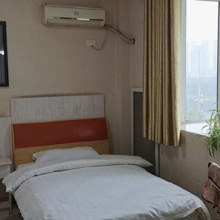 Zhushan Meilin Sauna Hotel Отели в г. Чжушань
