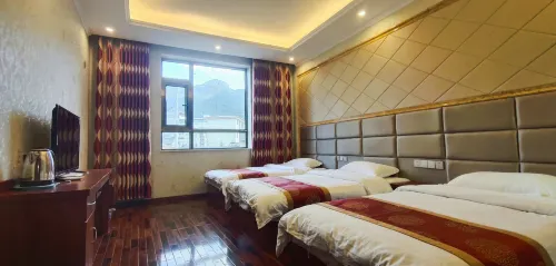 Luqu Langchuan Hotel