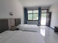 Taibai Mountains, Water and Yunjian Farmhouse - parkir