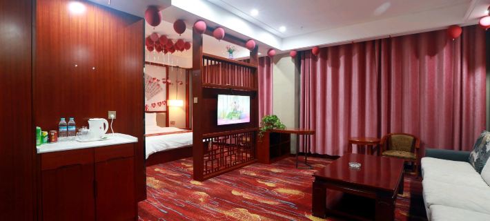 Guanzhi International Hotel (Guanxian Ranzi Road Branch) Hotels in Guan County