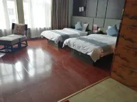 Yongning Huating Business Hotel