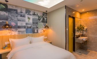 Qingmu Hotel (Nanjing Jiangdongbei Road Provincial Maternity and Child Health Care Hospital Shop)