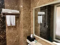 Qin'an ChenYue Hotel