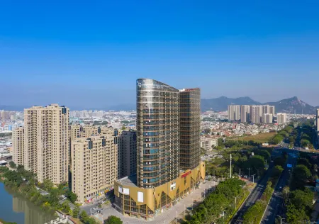 Lavande Hotel (Zhangzhou Xinlong Shengshi Plaza) Отели рядом со станцией Zhangzhou Railway Station