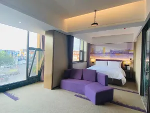 Huang Hua Qiu Guo International Hotel
