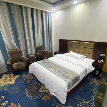 Huining Junda Business Hotel