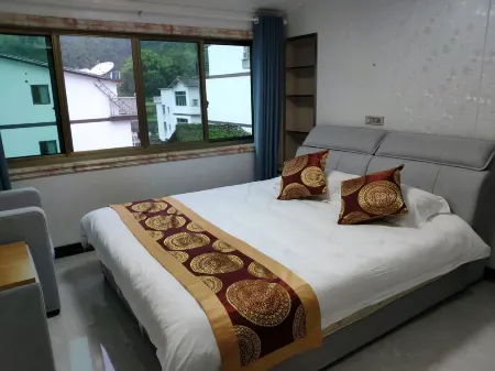 Yongjia Nanxi River Yunxuange Inn Отели рядом с достопримечательностью «Shiwei Peak»