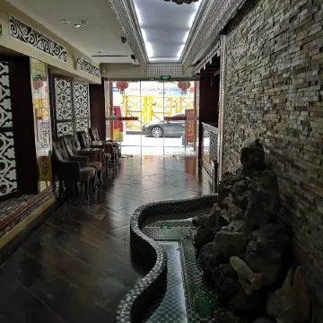 Pingchang Hengyue Business Hotel