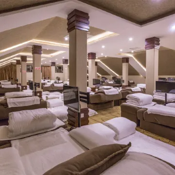 Shilin Shihai Hot Spring Hotel