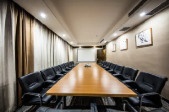 퉁신레이크 호텔