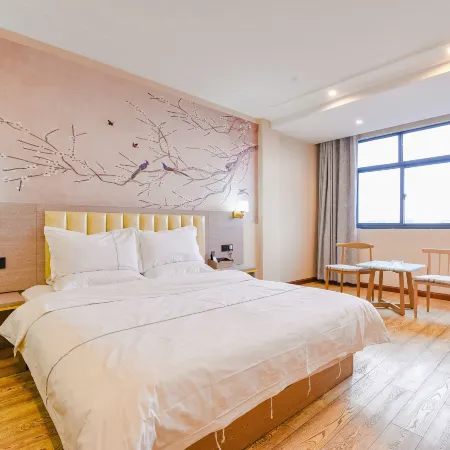 Xin'an Hotel (Xiangcheng People's Square)