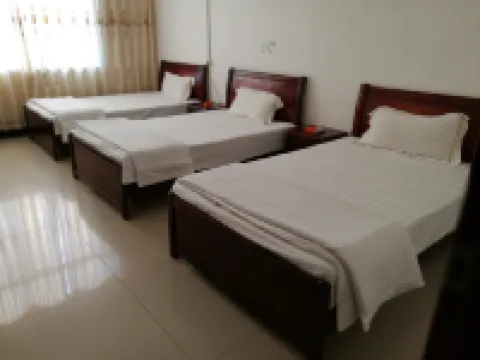 Xingan Zhanqian Hotel