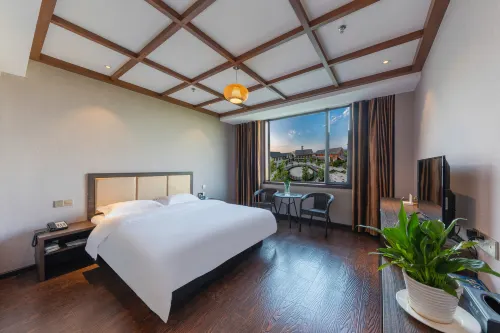 Danjiangkou Canghai Resort Hotel